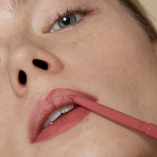 Hyaluronic Lip Liner